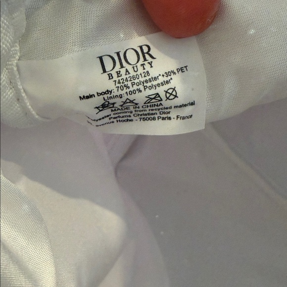 Dior Beauty Line. A gorgeous Gold Tone Perfect Sized Tote Bag - Picture 4 of 10